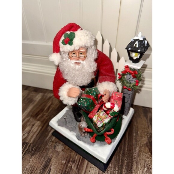 VTG. Holiday Creations Santa Christmas Decor Set, Music Box 95’ 96’ Collection - Picture 10 of 10